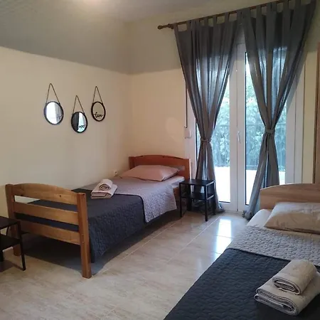 Kerasies Apartment *