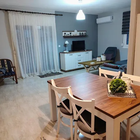 Kerasies Apartment