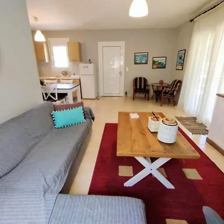 Kerasies Apartment *