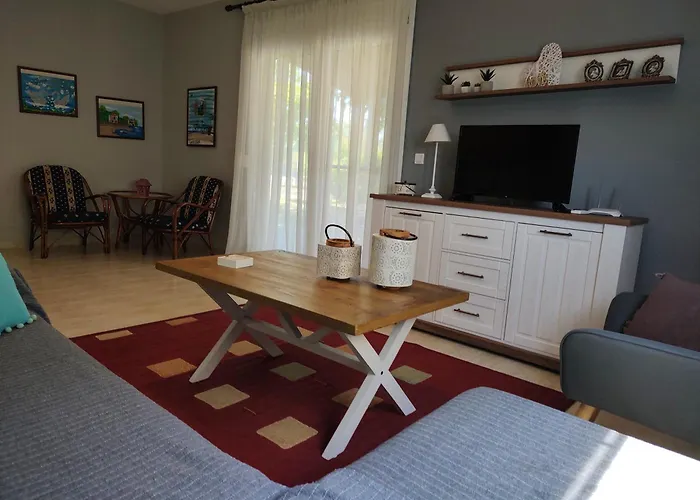 Appartamento Kerasies Karianí